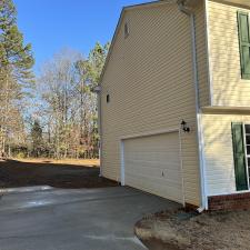 TOP-QUALITY-HOUSE-WASH-AND-DRIVEWAY-CLEANING-IN-SUWANEE-GA 3